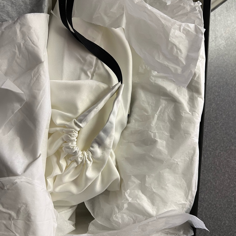 Gucci Shoes Size 38 - Picture 13 of 15